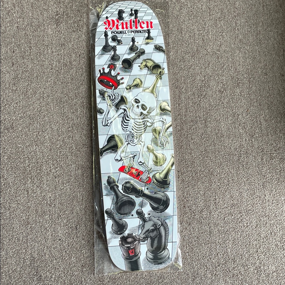 Mullen Skeleton Chess Skateboard White/Black/Red Series 17 Limited Edition